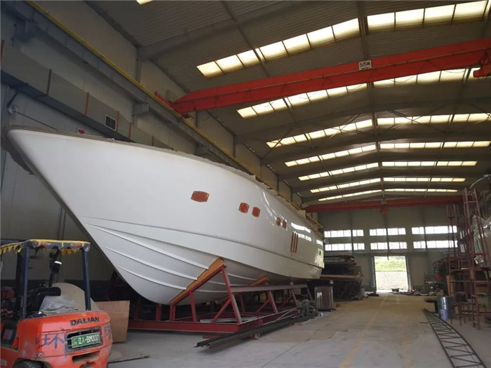 漁船玻璃鋼化必將產生巨大經濟效益,顯著環境效應和良好社會效果